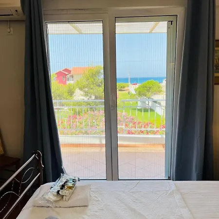 Lefkada Vilă Frínion